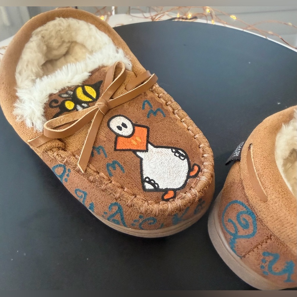 Toddler OOAK customized Moccasin with Duck Theme.  Size EU24.5 (US Toddler 8)